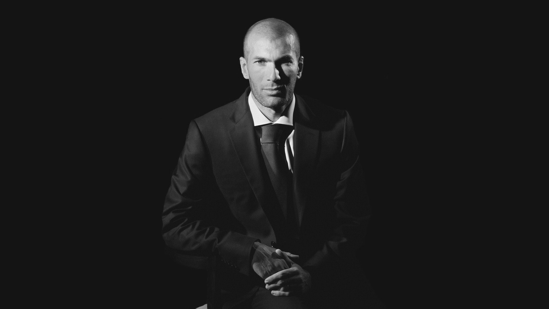 1-0到3-1!巴西惊天逆转芬兰,登贝莱化身魔术师,门将演绎叹息之墙